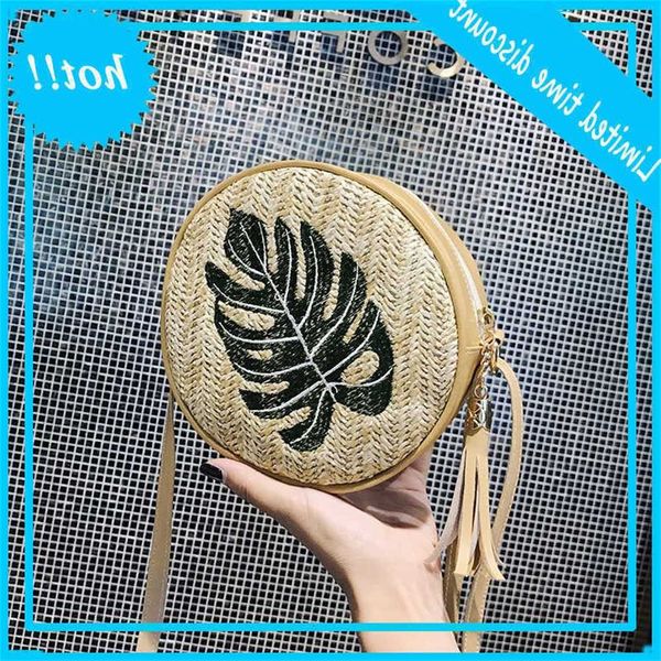 autumn new pineapple embroidered round versatile simple one shoulder straddle straw women's tassel bag
autumn new pineapple embroidered round versatile simple one shoulder straddle straw women's tassel bag