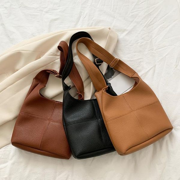 shoulder bags solid lattice pattern large capacity handbag women pu leather handle clutches street shopping bag
shoulder bags solid lattice pattern large capacity handbag women pu leather handle clutches street shopping bag