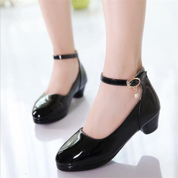 girls leather princess children high heels black white female students show dance shoes kids wedding shoe, Black;red
girls leather princess children high heels black white female students show dance shoes kids wedding shoe, Black;red