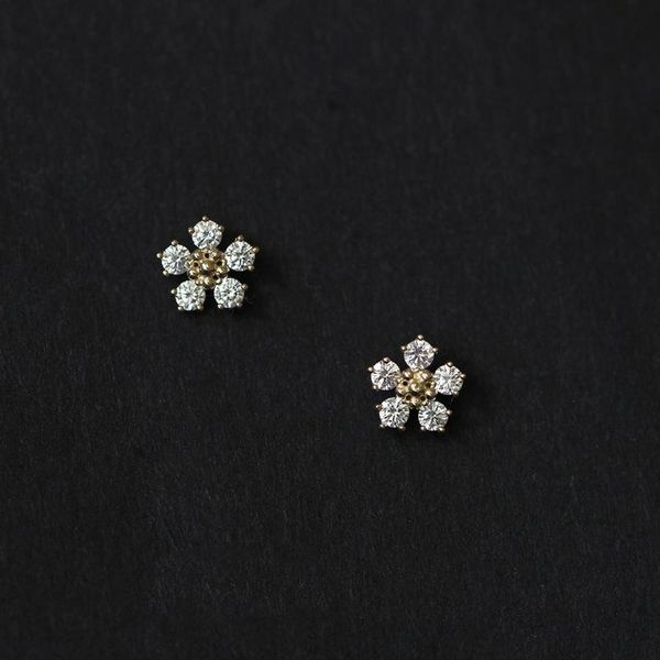 genuine 925 sterling silver boho diamond small flower plating 14k gold earrings women summer beach casual jewelry accessories 2696 q2, Golden;silver
genuine 925 sterling silver boho diamond small flower plating 14k gold earrings women summer beach casual jewelry accessories 2696 q2, Golden;silver