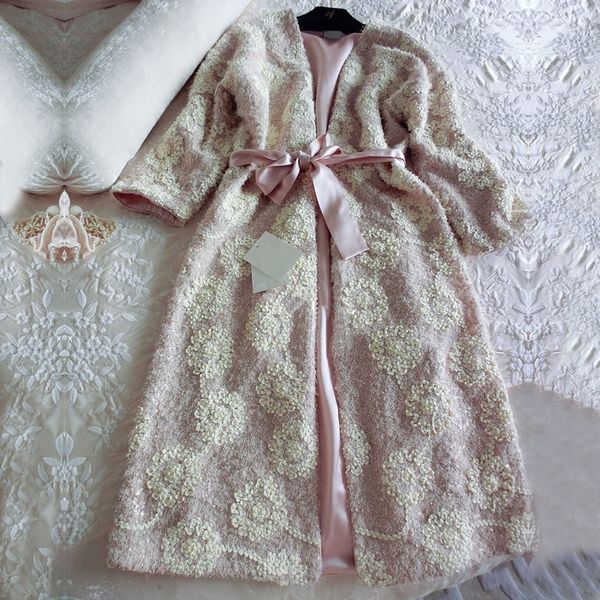 floral silk velvet embroidered luxury female 2 pieces robes sets long sleeve elegant nightgowns thicken sleepwear bathrobe 2269 y200425, Black;red
floral silk velvet embroidered luxury female 2 pieces robes sets long sleeve elegant nightgowns thicken sleepwear bathrobe 2269 y200425, Black;red