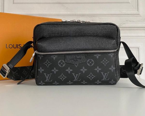 fashion new women's shoulder bag leather crossbody bags briefcase ready stock small square bag, Black;red
fashion new women's shoulder bag leather crossbody bags briefcase ready stock small square bag, Black;red