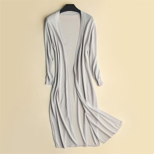 women's blouses & shirts gowyimmes 2021 summer women thin ice silk knitted blouse all-match girl midi long shirt sun protection clothin, White
women's blouses & shirts gowyimmes 2021 summer women thin ice silk knitted blouse all-match girl midi long shirt sun protection clothin, White