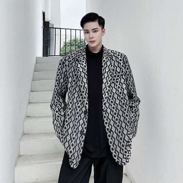 personality autumn floral and han winter fan men's casual west loose style ruffian handsome suit coat long sleeve, White;black 
personality autumn floral and han winter fan men's casual west loose style ruffian handsome suit coat long sleeve, White;black
