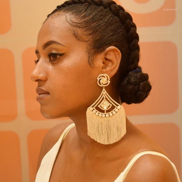 new big earrings for women 13.5cm length long tassel dangle wedding earrings party show jewelry with rhinestones gold color1
new big earrings for women 13.5cm length long tassel dangle wedding earrings party show jewelry with rhinestones gold color1