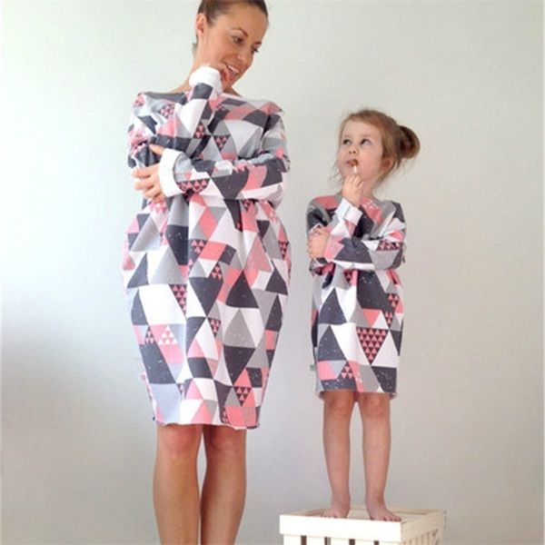 mother daughter dresses family matching outfits geometry family look matching clothes mom and daughter dress drop shipping 201104, Blue
mother daughter dresses family matching outfits geometry family look matching clothes mom and daughter dress drop shipping 201104, Blue