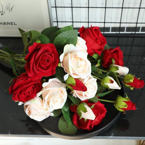 3 heads elegant beautiful european artificial flowers rose simulation flannel flowers bouquet home dec party wedding decoration1
3 heads elegant beautiful european artificial flowers rose simulation flannel flowers bouquet home dec party wedding decoration1