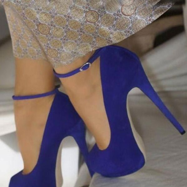 dress shoes beautiful high heels are fashionable and elegant., Black