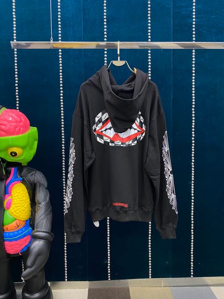 2020 new autumn and winter chrome 20ss hearts ch cross behind the luminous big mouth men's hooded sweater jacket, Black;brown
2020 new autumn and winter chrome 20ss hearts ch cross behind the luminous big mouth men's hooded sweater jacket, Black;brown