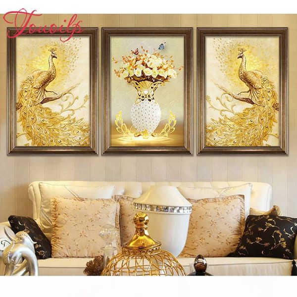 3pcs,diamond embroidery,animal,peacock,flower,full,5d,diy diamond painting,cross stitch,diamond mosaic,pictures of rhinestones
3pcs,diamond embroidery,animal,peacock,flower,full,5d,diy diamond painting,cross stitch,diamond mosaic,pictures of rhinestones