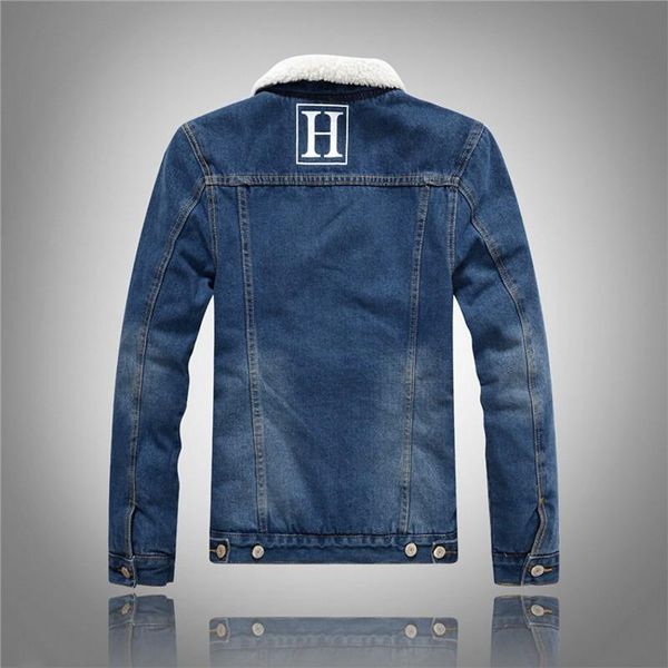 winter new fashion men short casual fur lining coats male single breasted turn down collar jackets jean denim large size m-5xl, Black;brown
winter new fashion men short casual fur lining coats male single breasted turn down collar jackets jean denim large size m-5xl, Black;brown