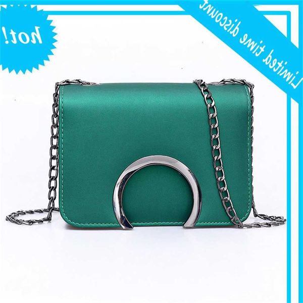 british style fashion bags 201 spring new square matte chain shoulder mini messenger bag
british style fashion bags 201 spring new square matte chain shoulder mini messenger bag