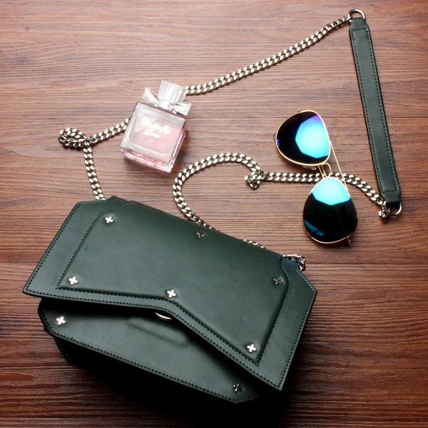 new 2020 women leather shoulder bag shell bags casual handbags small messenger bag bolsas luxury handbags women bags designer
new 2020 women leather shoulder bag shell bags casual handbags small messenger bag bolsas luxury handbags women bags designer