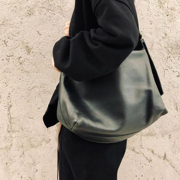 shoulder bags leather women casual 100% natural cowhide large capacity shopper bag quality soft crossbody female tote
shoulder bags leather women casual 100% natural cowhide large capacity shopper bag quality soft crossbody female tote