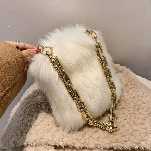 golden thick chain tote armpit bag 2021 winter new high-quality soft plush women's designer handbag portable shoulder bag
golden thick chain tote armpit bag 2021 winter new high-quality soft plush women's designer handbag portable shoulder bag