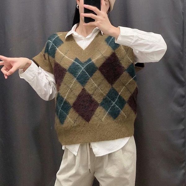 women's sweaters kumsvag women autumn argyle wool knitted vest sweater 2021 vintage v-neck loose female fashion street waistcoat bb2991, White;black
women's sweaters kumsvag women autumn argyle wool knitted vest sweater 2021 vintage v-neck loose female fashion street waistcoat bb2991, White;black