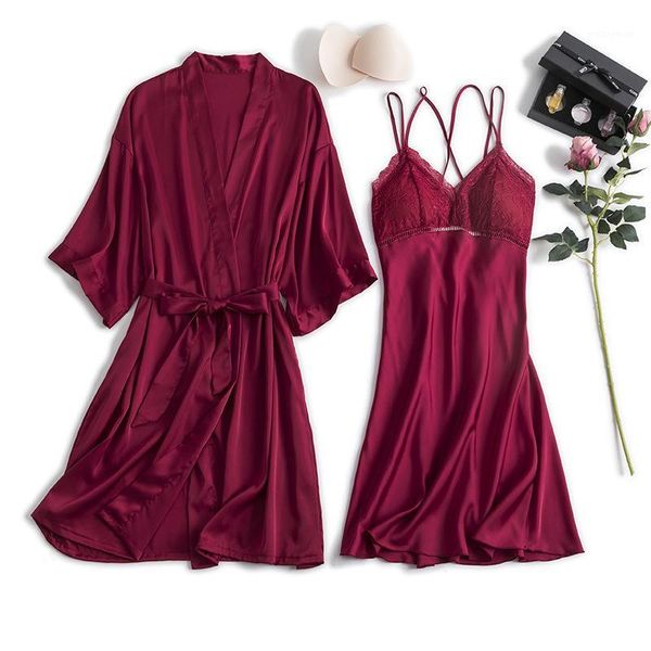 2020 new lady kimono bathrobe gown lace sleepwear loose home dress nightdress wedding party gift 2pcs burgundy satin robe1, Black;red
2020 new lady kimono bathrobe gown lace sleepwear loose home dress nightdress wedding party gift 2pcs burgundy satin robe1, Black;red