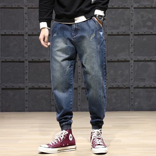 2021 new japanese fashion loose fit spliced designer ripped denim harem streetwear hip hop jogger jeans men cargo pants gefv, Blue
2021 new japanese fashion loose fit spliced designer ripped denim harem streetwear hip hop jogger jeans men cargo pants gefv, Blue