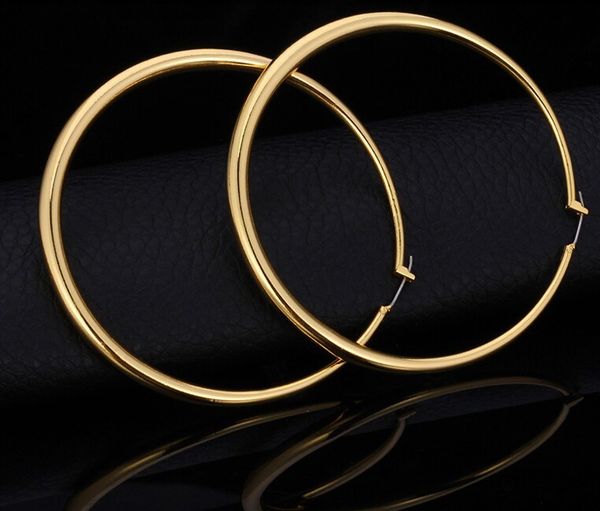 горячие продажи 18k real позолоченные элегантный большего размера женщины хооп серьги мода бижутерия модные большие серьги оптом для женщин, Golden;silver
горячие продажи 18k real позолоченные элегантный большего размера женщины хооп серьги мода бижутерия модные большие серьги оптом для женщин, Golden;silver