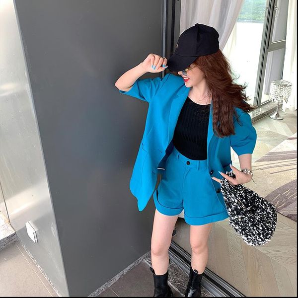 casual 2021 new small suit female korean version temperament fashion with skirt two piece suit, Gray
casual 2021 new small suit female korean version temperament fashion with skirt two piece suit, Gray