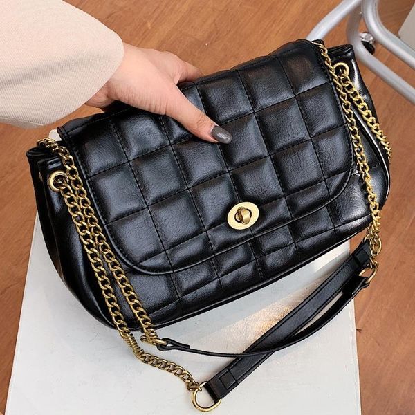 cross body one-shoulder fashion ladies small square bag2021autumn and winter women's all-match chain messenger bag
cross body one-shoulder fashion ladies small square bag2021autumn and winter women's all-match chain messenger bag