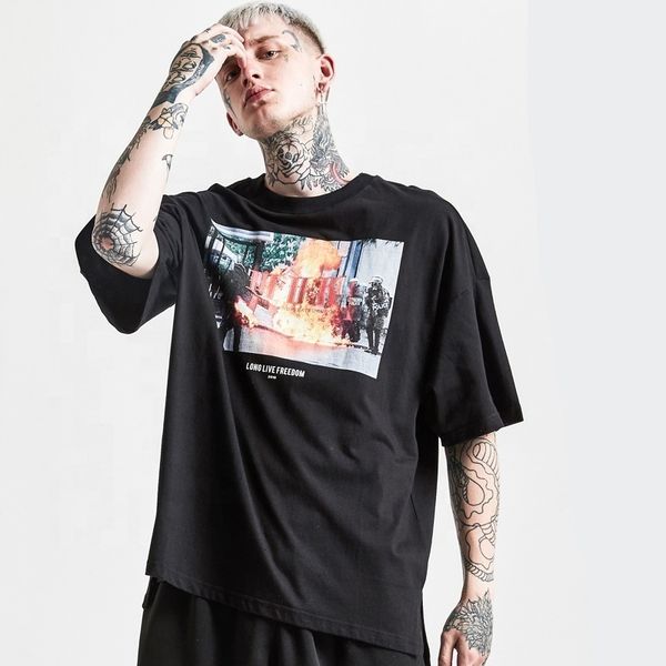 latest 3d design with printed oversize t-shirt
latest 3d design with printed oversize t-shirt