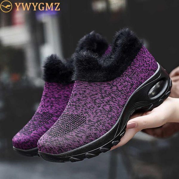 new 2020 winter thicken plush velvet boots women warm wedges ankle boots fur ladies snow botas mujer size 35-42, Black
new 2020 winter thicken plush velvet boots women warm wedges ankle boots fur ladies snow botas mujer size 35-42, Black