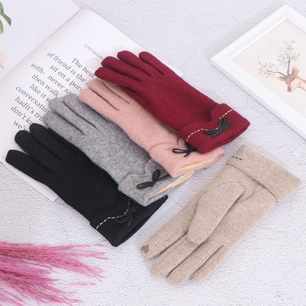 1pair winter fashion female wool gloves winter warm cashmere full finger bow gloves, Blue;gray
1pair winter fashion female wool gloves winter warm cashmere full finger bow gloves, Blue;gray