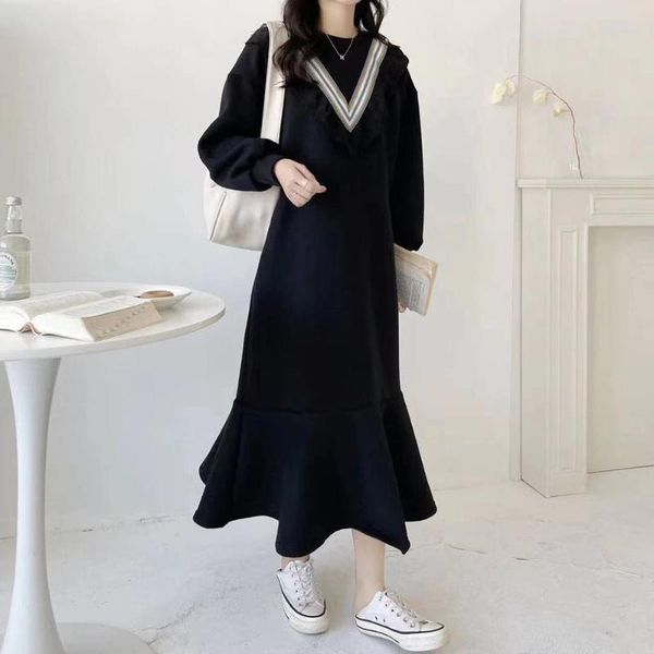 dress 2021 new style fleece round neck pleated sweater mid-length over the knee loose matching dress suit autumn and winter, Black;gray
dress 2021 new style fleece round neck pleated sweater mid-length over the knee loose matching dress suit autumn and winter, Black;gray