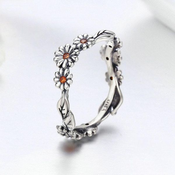 925 sterling silver twisted daisy flower female finger rings for women wedding silver jewelry, Golden;silver
925 sterling silver twisted daisy flower female finger rings for women wedding silver jewelry, Golden;silver