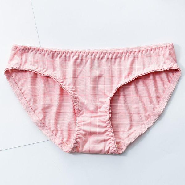 women thin non-marking plaid low waist panties breathable printed briefs new, Black;pink
women thin non-marking plaid low waist panties breathable printed briefs new, Black;pink
