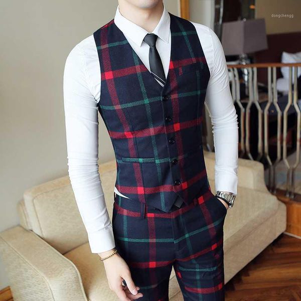 plaid wedding suit fashion check suit men vintage prom banquet men slim fit double breasted jacket vest pant1, White;black
plaid wedding suit fashion check suit men vintage prom banquet men slim fit double breasted jacket vest pant1, White;black