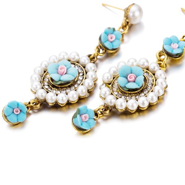 selling jewelry european and american fashion alloy earring exquisite flower rhinestone-embedded earrings pearl earrings, Golden
selling jewelry european and american fashion alloy earring exquisite flower rhinestone-embedded earrings pearl earrings, Golden