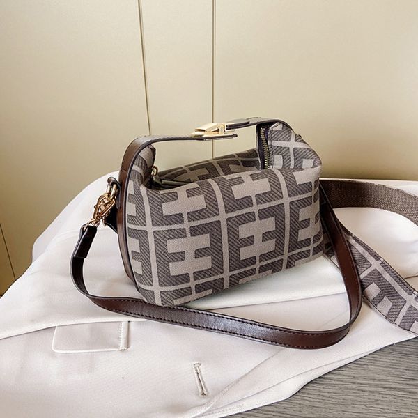 women's 2020 new internet celebrity pillow pillowlunch box pillow lunch box bag medieval mini portable messenger bag ec4qu
women's 2020 new internet celebrity pillow pillowlunch box pillow lunch box bag medieval mini portable messenger bag ec4qu