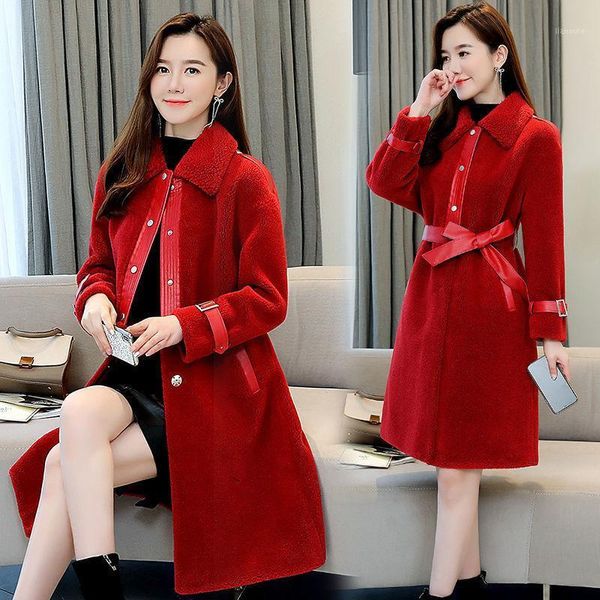2021 women winter casual real lamb fur coat female oversize lapel collar woolen coat lady genuine sheep sheared fur outwear b1601, Black
2021 women winter casual real lamb fur coat female oversize lapel collar woolen coat lady genuine sheep sheared fur outwear b1601, Black