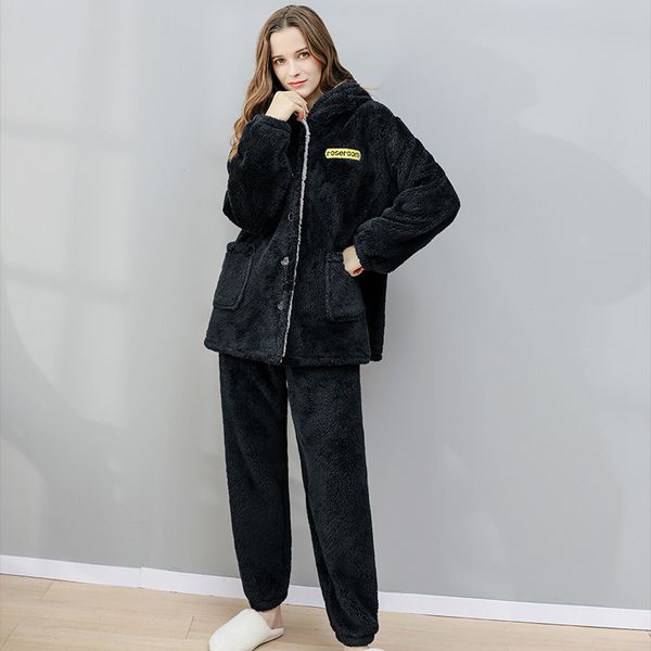 2021 new women's autumn winter flannel pyjamas hooded solid thick female sleepwear single breasted long pants warm pijama o15b, Black;red
2021 new women's autumn winter flannel pyjamas hooded solid thick female sleepwear single breasted long pants warm pijama o15b, Black;red