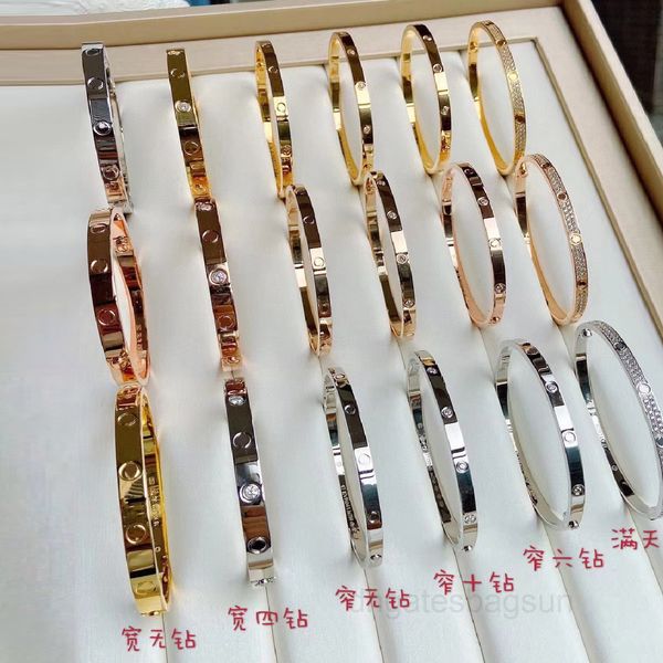 sky star bracelet screwdriver card home plated with 18k rose gold sub high version, not easy to fade jewelry, Black
sky star bracelet screwdriver card home plated with 18k rose gold sub high version, not easy to fade jewelry, Black
