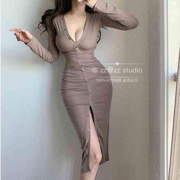 autumn korean v neck mature elegant button long sleeve party bodycon office dress women robe femme xp2x, Black;gray
autumn korean v neck mature elegant button long sleeve party bodycon office dress women robe femme xp2x, Black;gray