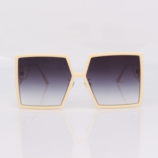 oversize sunglasses women fashion square frame eye wear gray lenses
oversize sunglasses women fashion square frame eye wear gray lenses