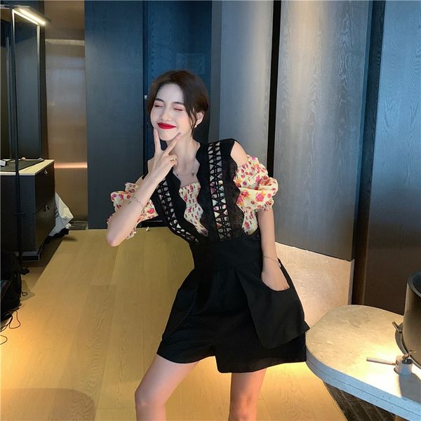 2020 летом новые женские моды напечатаны квадратный sling shirtlace shirtneck пузырь рукав рубашки упругой высокой кружевной romper и подвес, Gray
2020 летом новые женские моды напечатаны квадратный sling shirtlace shirtneck пузырь рукав рубашки упругой высокой кружевной romper и подвес, Gray
