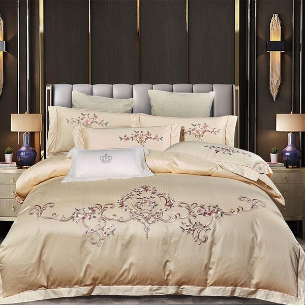 bedding sets luxury 100% pure cotton satin set egyptian embroidery duvet cover bed linen fitted sheet pillowcases 
bedding sets luxury 100% pure cotton satin set egyptian embroidery duvet cover bed linen fitted sheet pillowcases