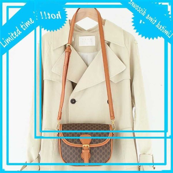 korean versatile college single shoulder fashion foreign style printing cross body net red simple saddle bag girl
korean versatile college single shoulder fashion foreign style printing cross body net red simple saddle bag girl
