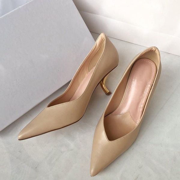 dress shoes 2021 fashion women heels pumps runway designer patchwork round toe midi mature pump party sandals, Black
dress shoes 2021 fashion women heels pumps runway designer patchwork round toe midi mature pump party sandals, Black