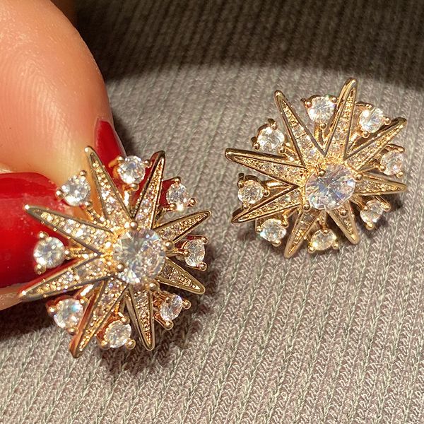 sparkling diamond zirconia star earrings fashion luxury designer vintage stud earrings jewelry for women girls gift box silver post, Golden;silver
sparkling diamond zirconia star earrings fashion luxury designer vintage stud earrings jewelry for women girls gift box silver post, Golden;silver