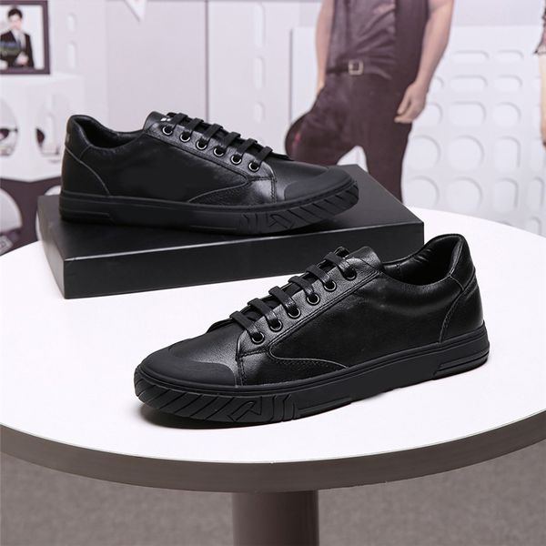 fashion italian leisure simplicity trend wear-resisting non-slip genuine literature leather sneakers lace up sport flat men shoes, Black 
fashion italian leisure simplicity trend wear-resisting non-slip genuine literature leather sneakers lace up sport flat men shoes, Black