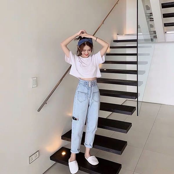 net red suit women's summer 2020 new korean casual temperament short sleeve t-shirt with holes and fashion and jeans t-shirt jeans two, Gray
net red suit women's summer 2020 new korean casual temperament short sleeve t-shirt with holes and fashion and jeans t-shirt jeans two, Gray