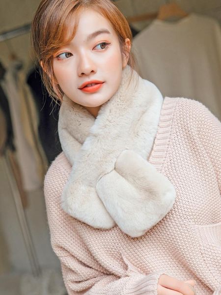 scarves velvet-grade leather rex fur scarf women's winter korean style double-sided thickened warm, Blue;gray
scarves velvet-grade leather rex fur scarf women's winter korean style double-sided thickened warm, Blue;gray