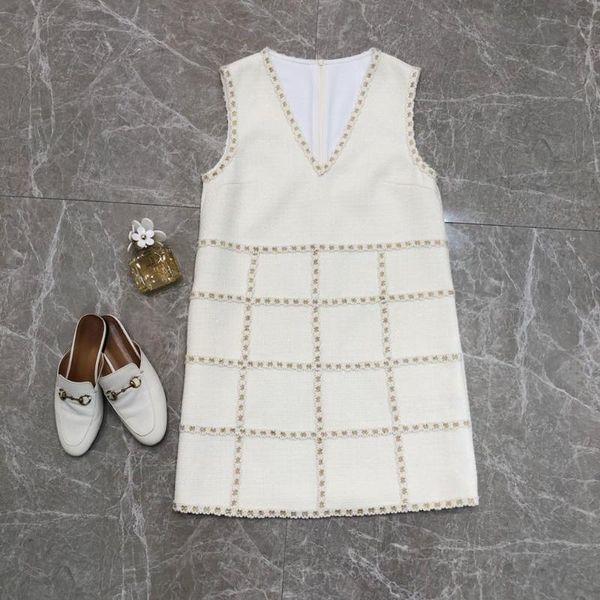 2020fw autumn women plaid v neck sleeveless vest dresses 2 color gdnz 9.25, Black;gray
2020fw autumn women plaid v neck sleeveless vest dresses 2 color gdnz 9.25, Black;gray