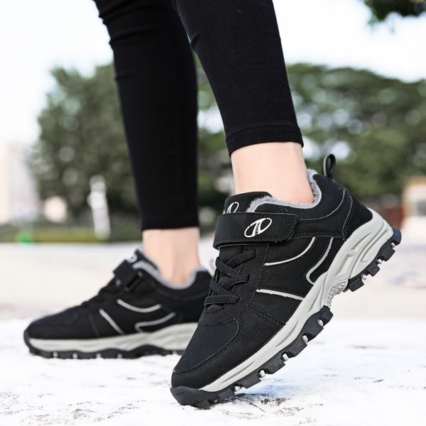 autumn winter plus velvet cotton shoes couple non-slip warm wear-resistant walking shoes zapatillas hombre, Black
autumn winter plus velvet cotton shoes couple non-slip warm wear-resistant walking shoes zapatillas hombre, Black