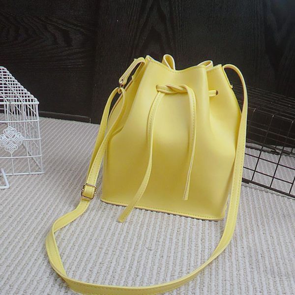 мода женщины ковш сумка кожа pu цвета конфеты drawstring одно плечо crossbody переносные девушки знакомства покупки мешок школы
мода женщины ковш сумка кожа pu цвета конфеты drawstring одно плечо crossbody переносные девушки знакомства покупки мешок школы